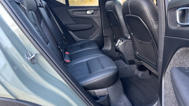 Volvo XC40 2.0 B4P Ultra Dark 5dr Auto Petrol Estate